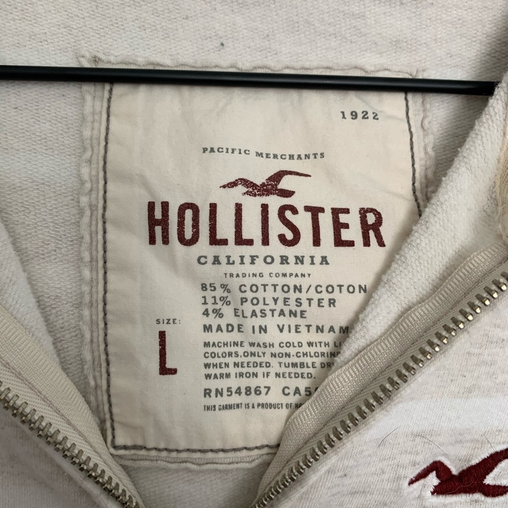 Hollister hoodie in light taupe and white, Sz L
